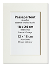 White acid-free picture mount 18x24 cm for 12x18 cm photos